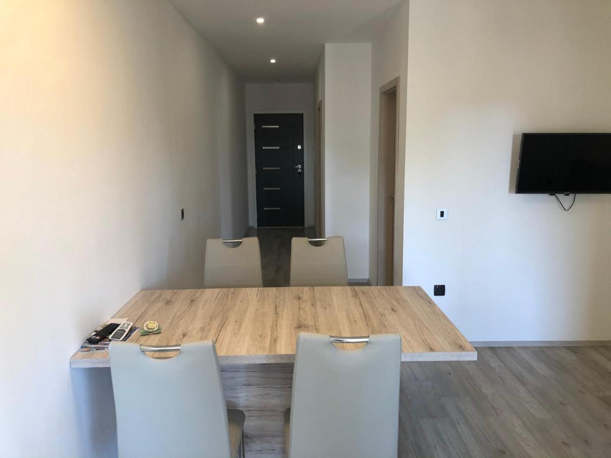 Apartmani Bm Biograd Na Moru Exterior foto
