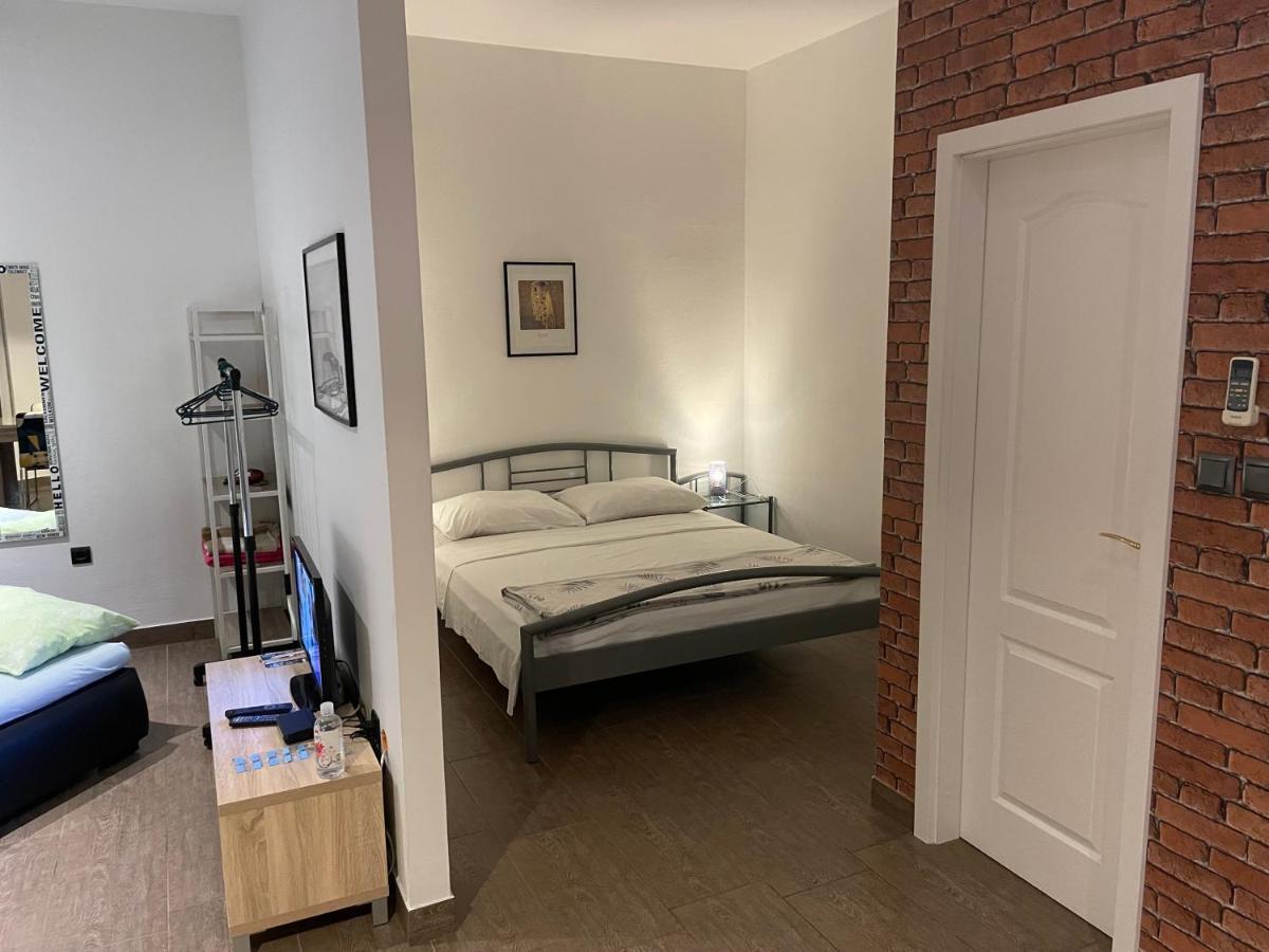 Apartmani Bm Biograd Na Moru Exterior foto