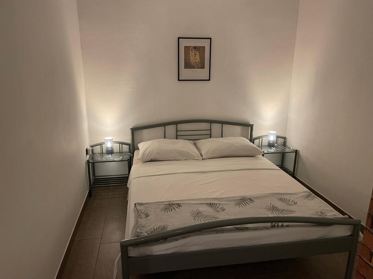 Apartmani Bm Biograd Na Moru Exterior foto